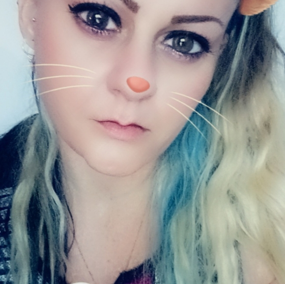 Meet your Posher, Patricia - Picture 3 of 4